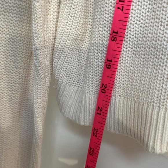 Express open shoulder sweater - Picture 5 of 7